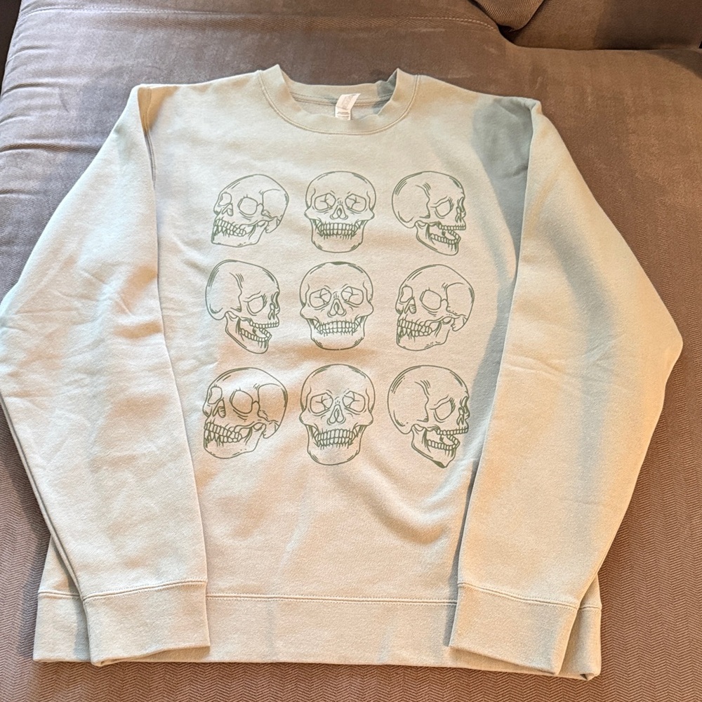 Skull Graphics Sweatshirt - NEW!!